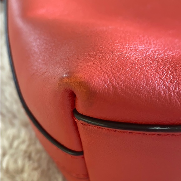 Small Coach leather mini bucket bag. Red/Orange - Picture 6 of 6